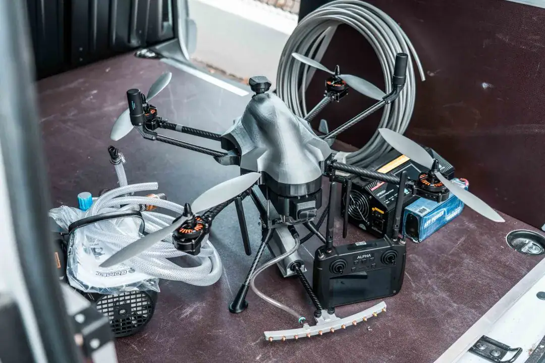 NOUVEAU DRONE ALPHA