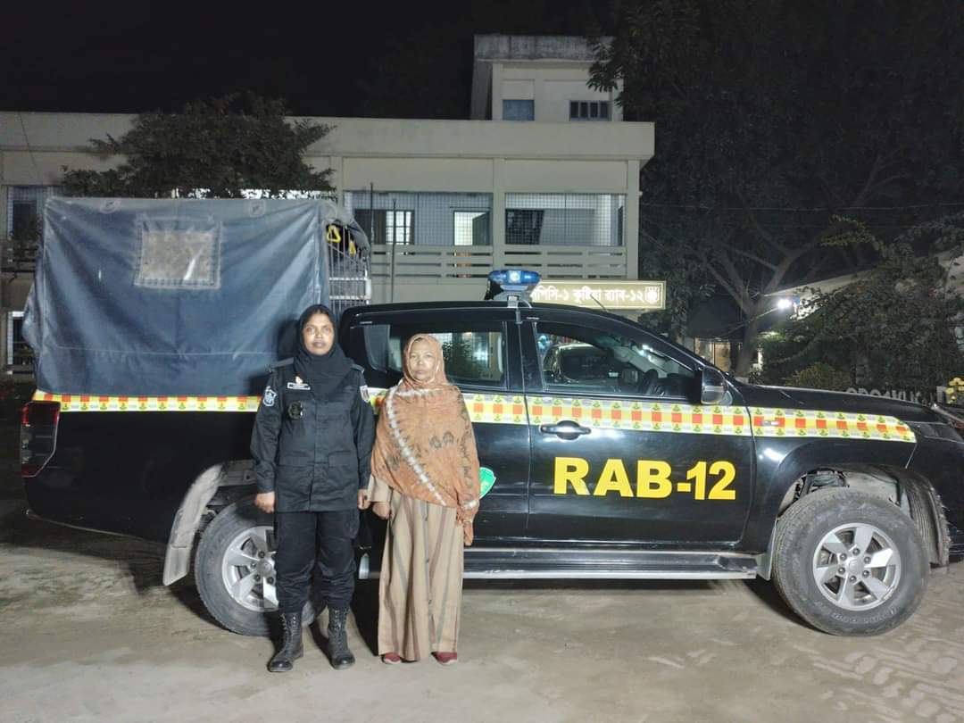 কুষ্টিয়ায় র‌্যাবের অভিযানে এক হোমিও চিকিৎসক আটক