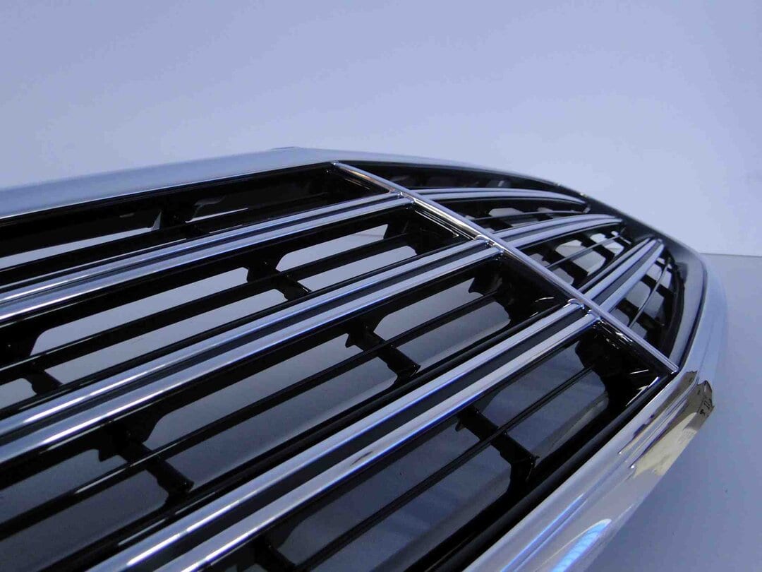 MERCEDES E KLASA W213 GRILL ATRAPA AMG - obrazek 3