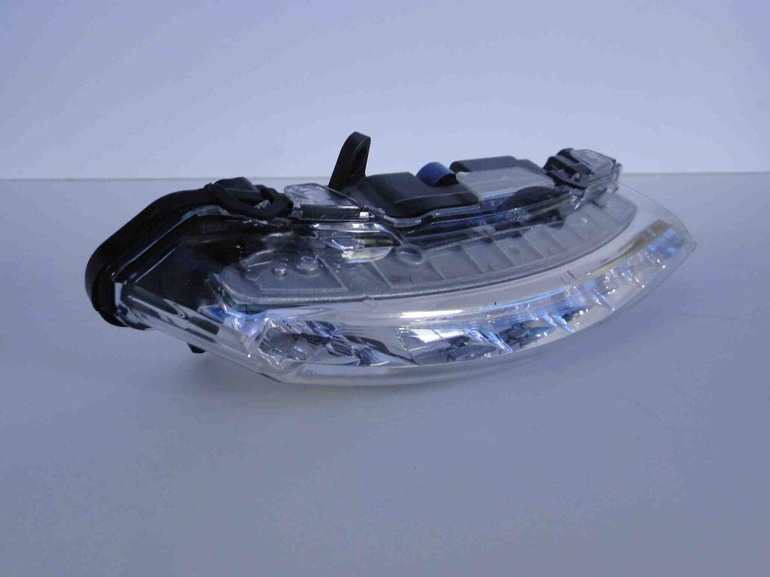 MERCEDES W221 W204 W251 CL 216 CLS 218 LED W ZDERZAK PRZEDNI - obrazek 3