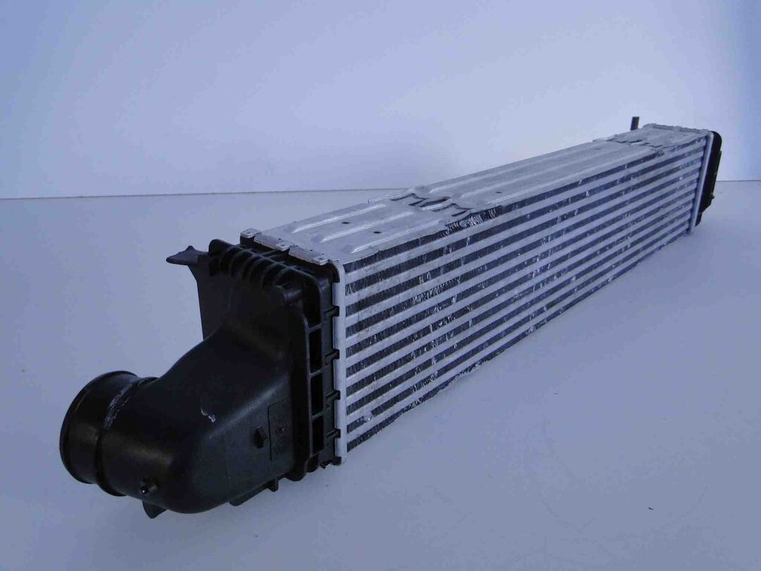 MERCEDES S KLASA W221 CHŁODNICA INTERCOOLER - obrazek 7