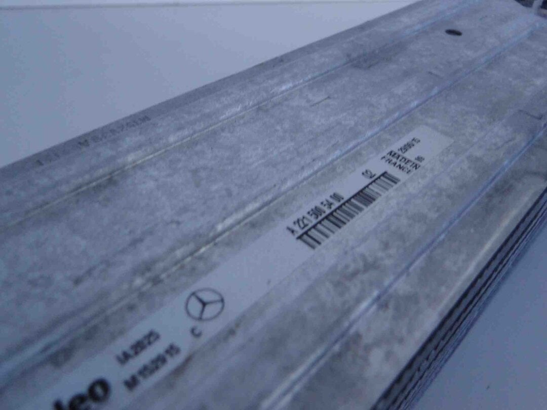 MERCEDES S KLASA W221 CHŁODNICA INTERCOOLER - obrazek 3