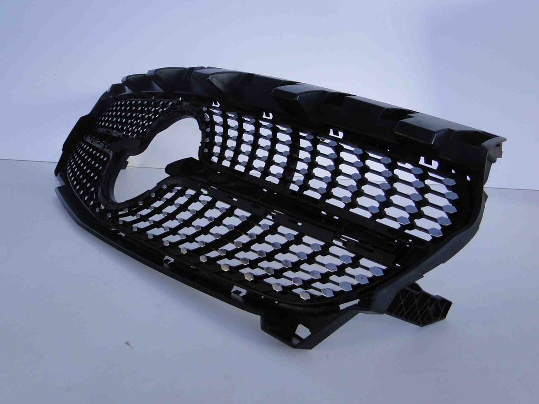 MERCEDES CLA 117 AMG GRILL ATRAPA SVAROWSKI - obrazek 4