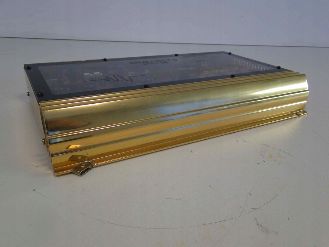 WZMACNIACZ SAMACHODOWY SOUNDWAVE BO1230 4x300 WATT - obrazek 2