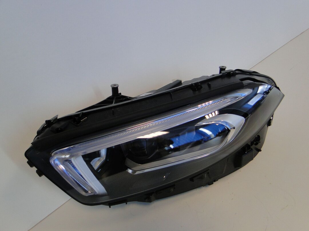 MERCEDES A 177 W177 LIFT LAMPA PRZEDNIA LEWA MULTIBEAM - obrazek 3