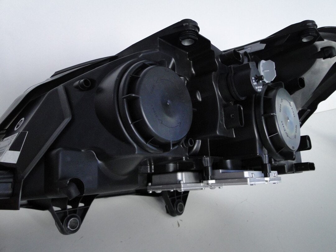 MAYBACH 240 W240 57 62 LAMPA PRZEDNIA PRAWA XENON USA AMERYKA - obrazek 10