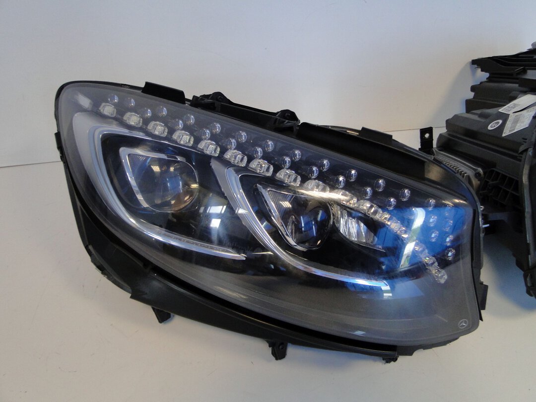 MERCEDES S KLASA 217 W217 LAMPA PRZEDNIA PRAWA ILS SWAROVSKI A2178203700 - obrazek 2
