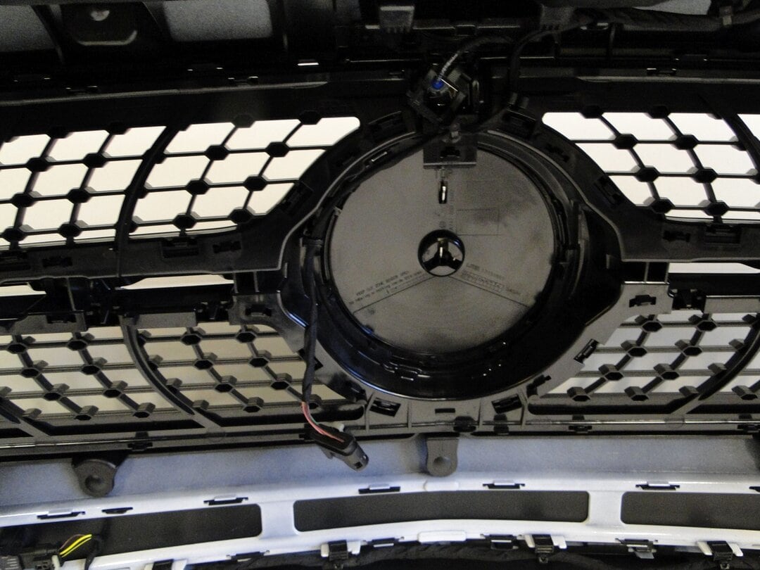 MERCEDES ZDERZAK PRZEDNI GLA 247 H247 A2478804508 PTS AMG LIFT 149 - obrazek 12