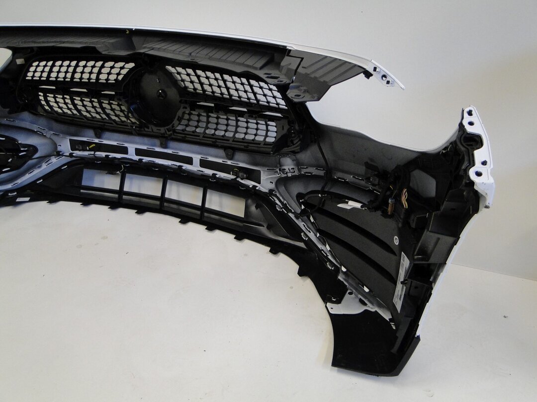 MERCEDES ZDERZAK PRZEDNI GLA 247 H247 A2478804508 PTS AMG LIFT 149 - obrazek 11