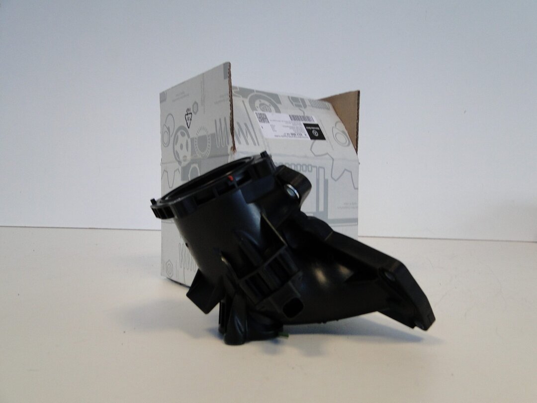 MERCEDES RURA DOLOT POWIETRZA OM651 VITO 447 E 212 C 205 CLS 218 - obrazek 2