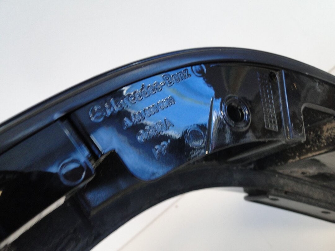 MERCEDES POSZERZENIE LISTWA BŁOTNIKA PRAWA TYŁ A4638805803 G KLASA 463 G63 AMG - obrazek 7