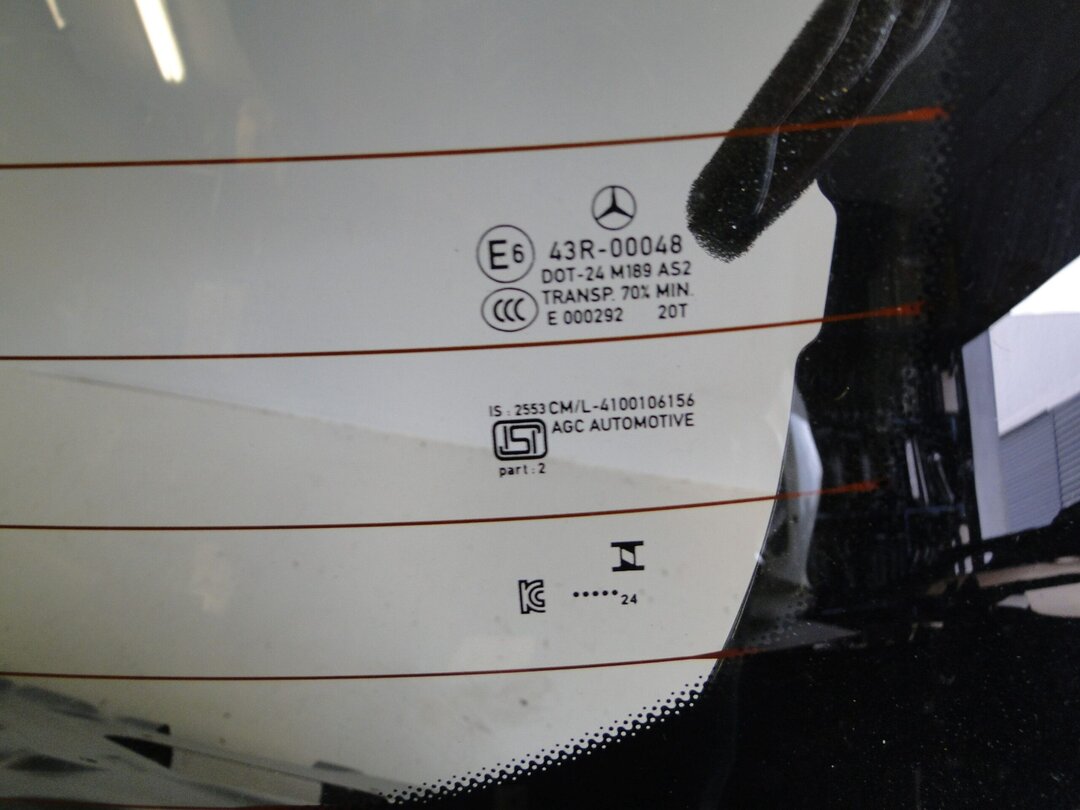 MERCEDES KLAPA TYLNA BAGAŻNIKA SZARA TYŁ SZYBA 2024 EQA H243 243 - obrazek 3
