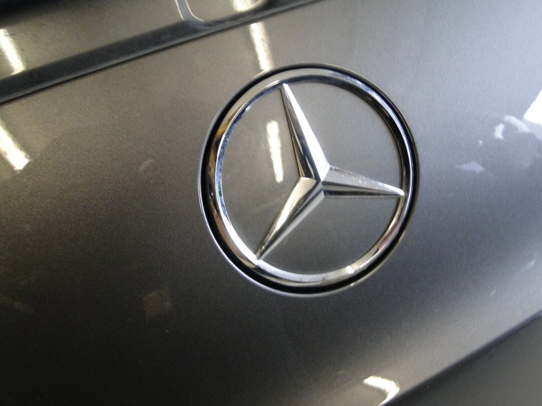 MERCEDES KLAPA TYLNA BAGAŻNIKA SZARA TYŁ SZYBA 2024 EQA H243 243 - obrazek 13