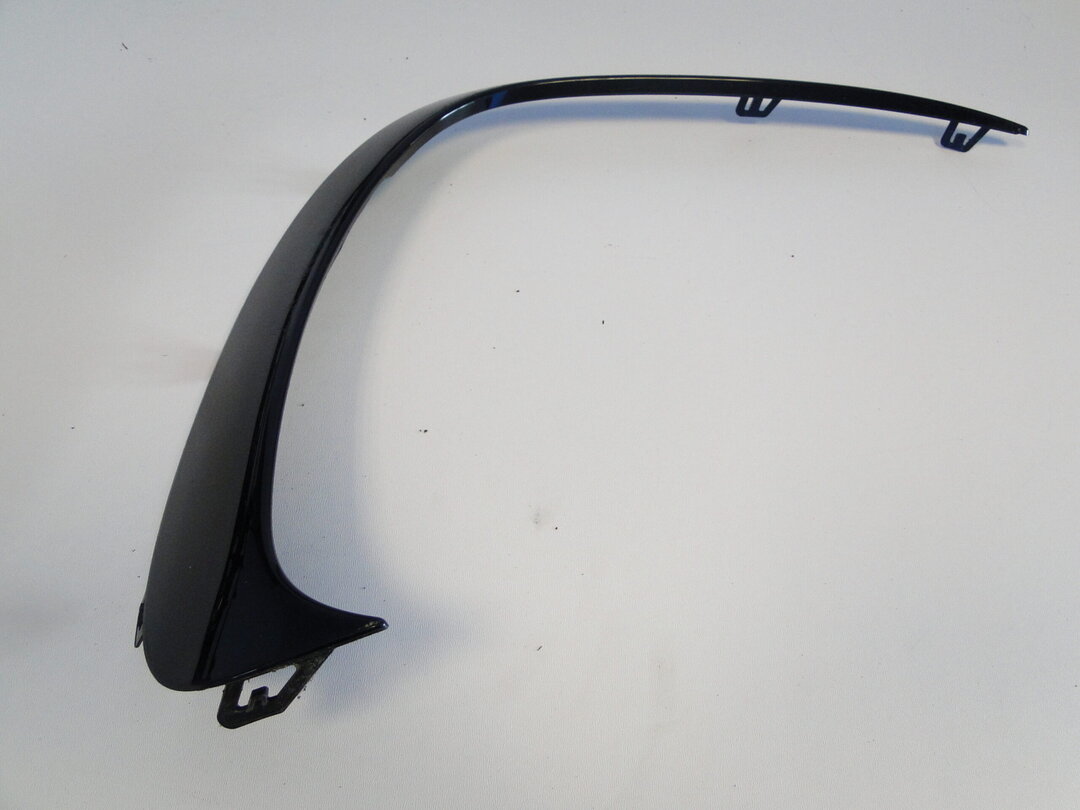 MERCEDES LISTWA OZDOBNA PRZEDNIA A1678851011 GLS 167 X167 AMG LIFT - obrazek 3