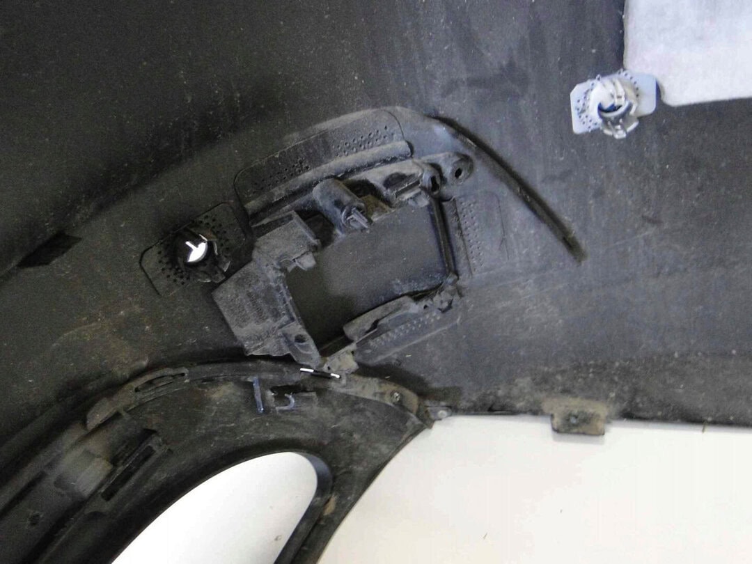 MERCEDES ZDERZAK TYLNY AMG NA CZUJNIKI PTS C KLASA 205 S205 KOMBI LIFT W205 - obrazek 10