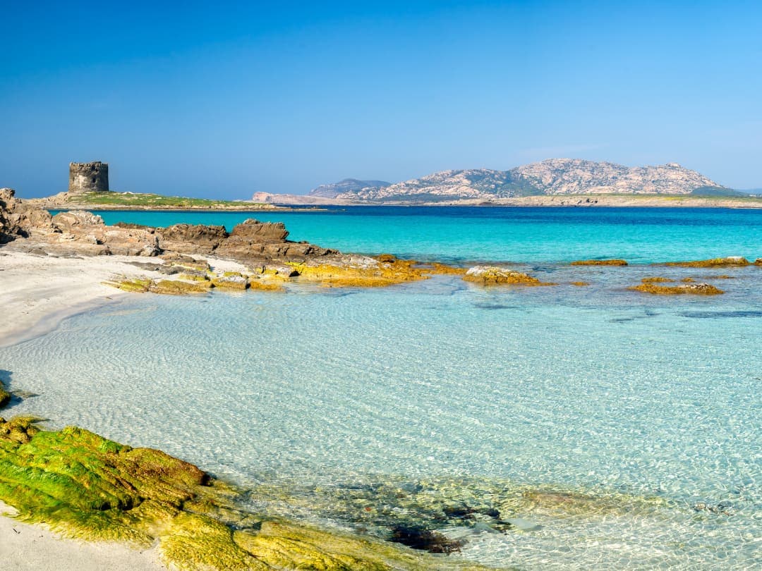 Glasklares Wasser am La Pelosa bei Stintino