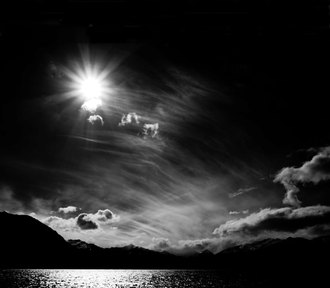 Lake Wanaka NZ. B&W