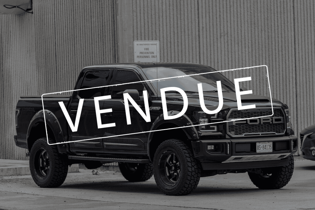 LaVitrine_12984_Franchise_Line_X_Laval_VENDUE