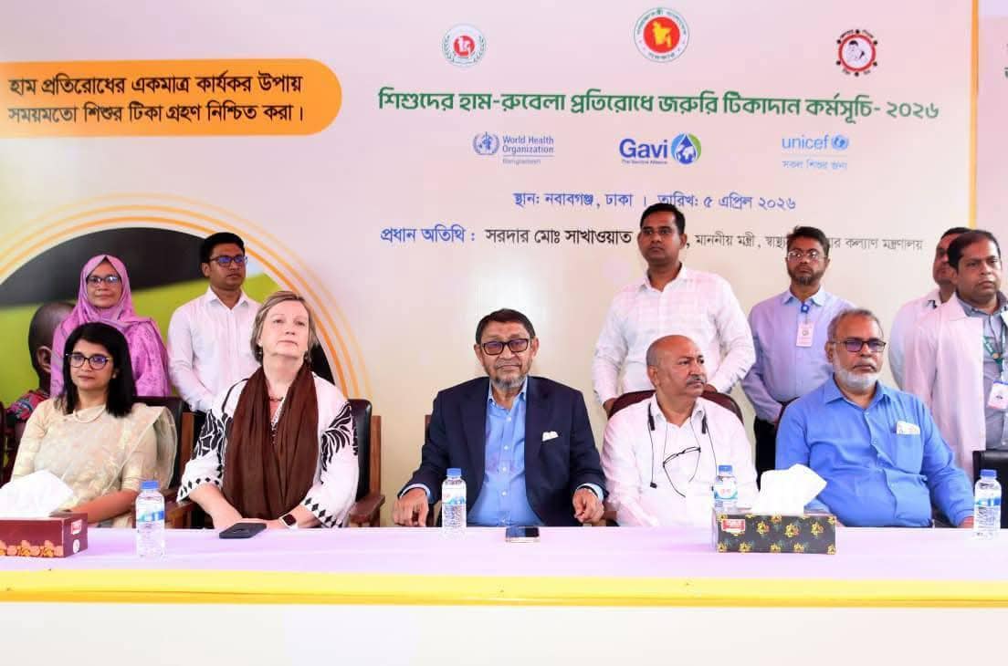 প্রধানমন্ত্রীর বিচক্ষণতায় টিকাদান কর্মসূচি এগিয়ে আনতে সক্ষম হয়েছি ….স্বাস্থ্যমন্ত্রী
