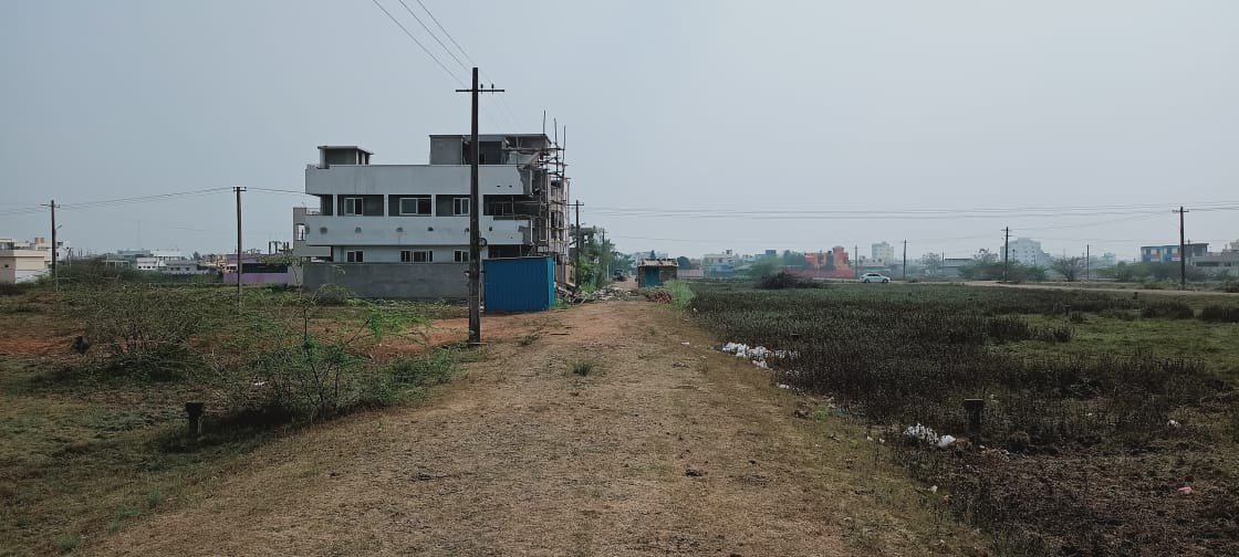 Site for sale in Eluru Sriram Nagar