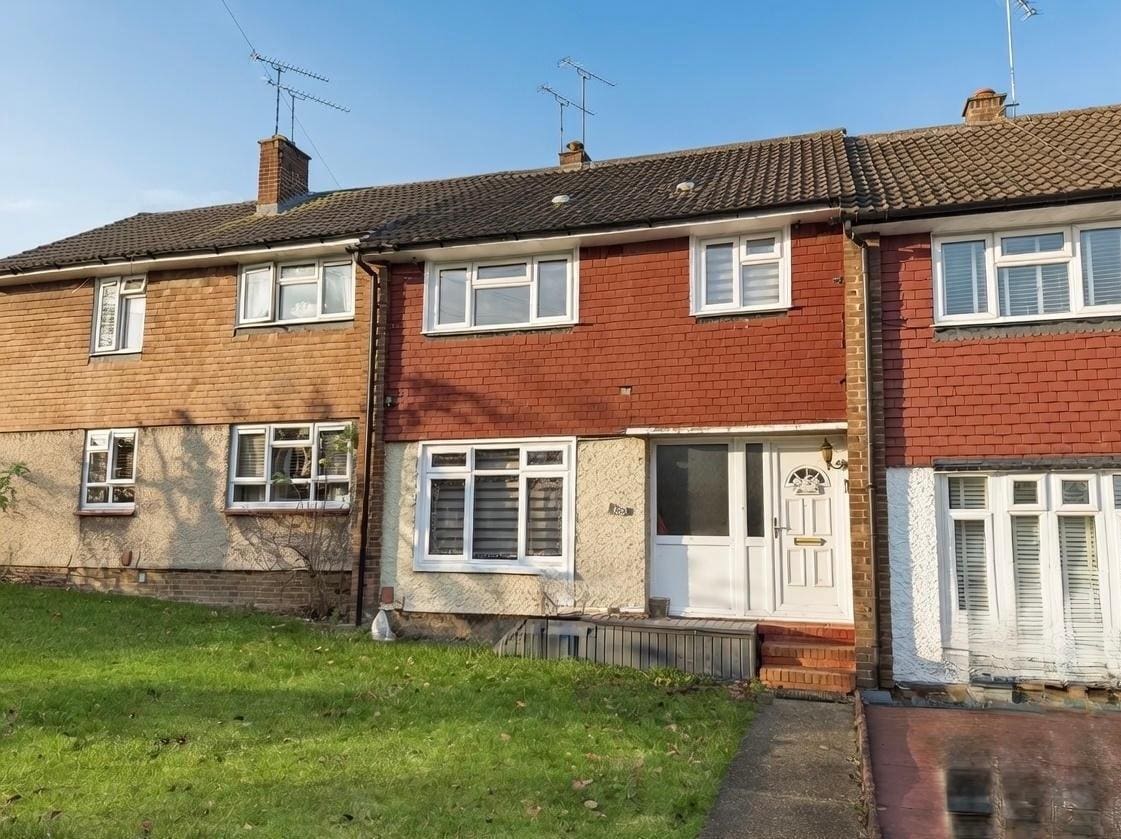 Terraced sold in Westcliff on Sea