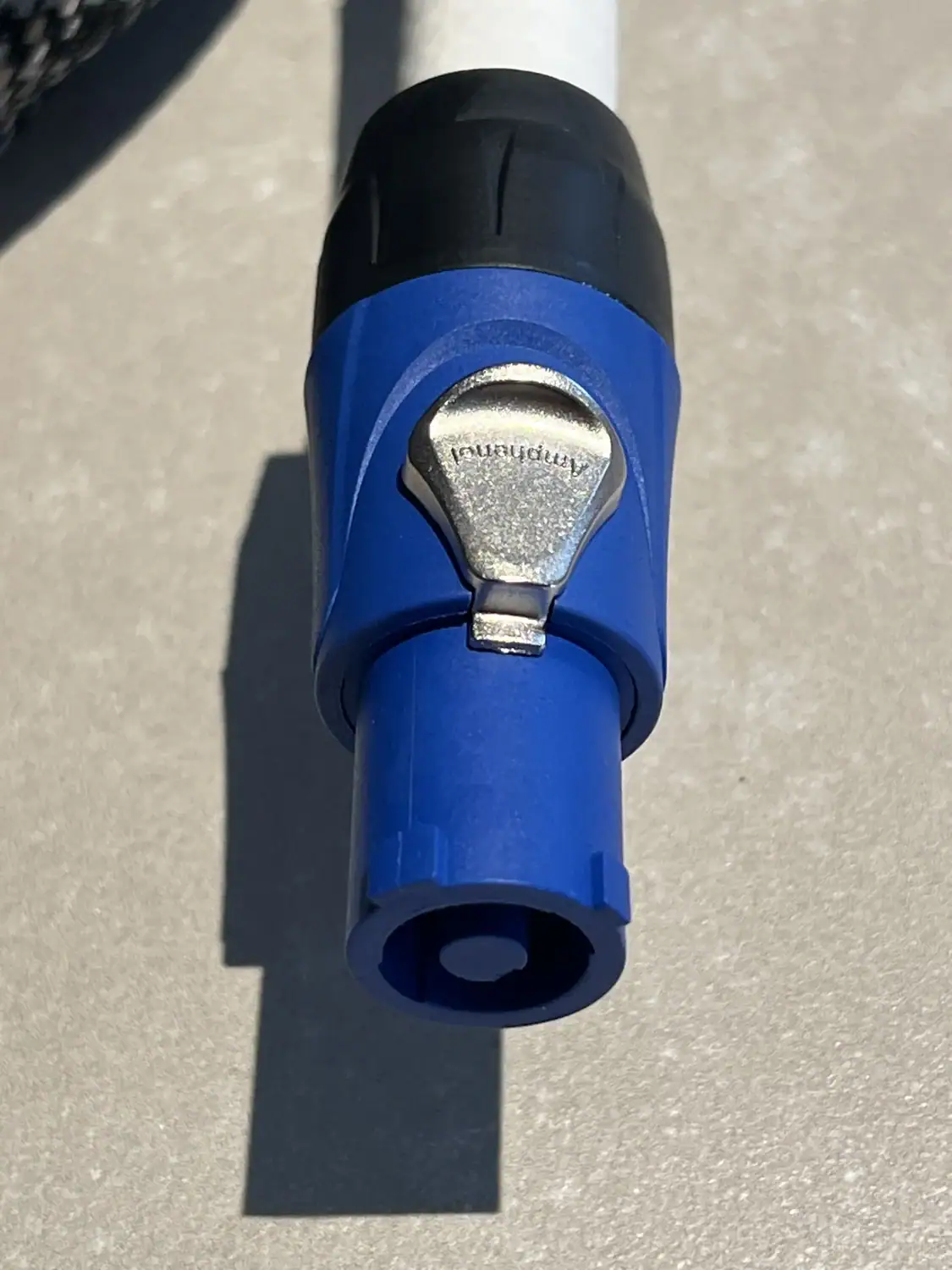 Aequo Audio câble alimention Exclusive 100cm connecteur PoweCron bleu