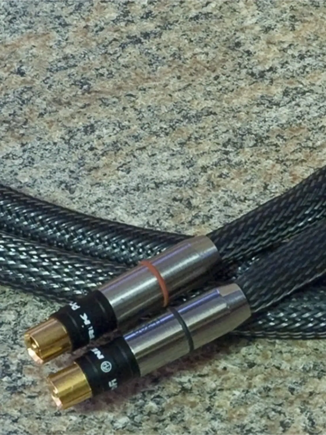 Kubala Sosna câble modulation RCA Elation! vignette commerciale