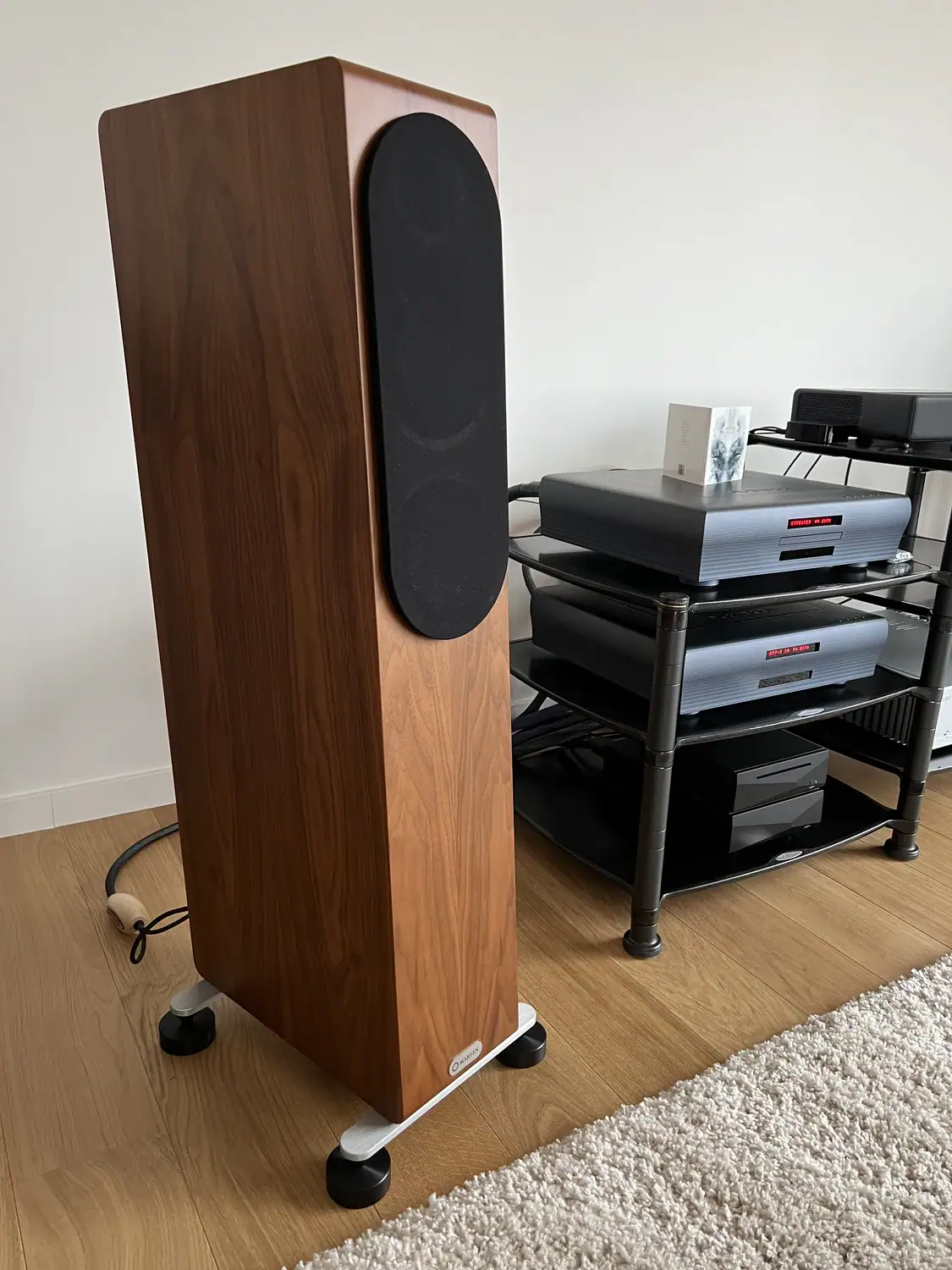 Marten Oscar Trio finition bois mat vue de gauche