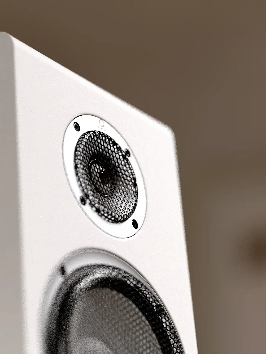 Marten Oscar Trio blanche détail sur les hauts-parleurs située en haut de l'enceinte