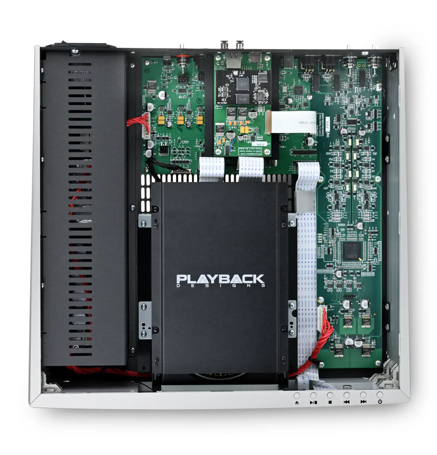 Vue intérieure du lecteur de CD et SACD Playback Designs MPS-6 vue de dessus avec l'alimentation située sur la gauche dans un coffret métallique pour éviter des ondes électromagnétiques