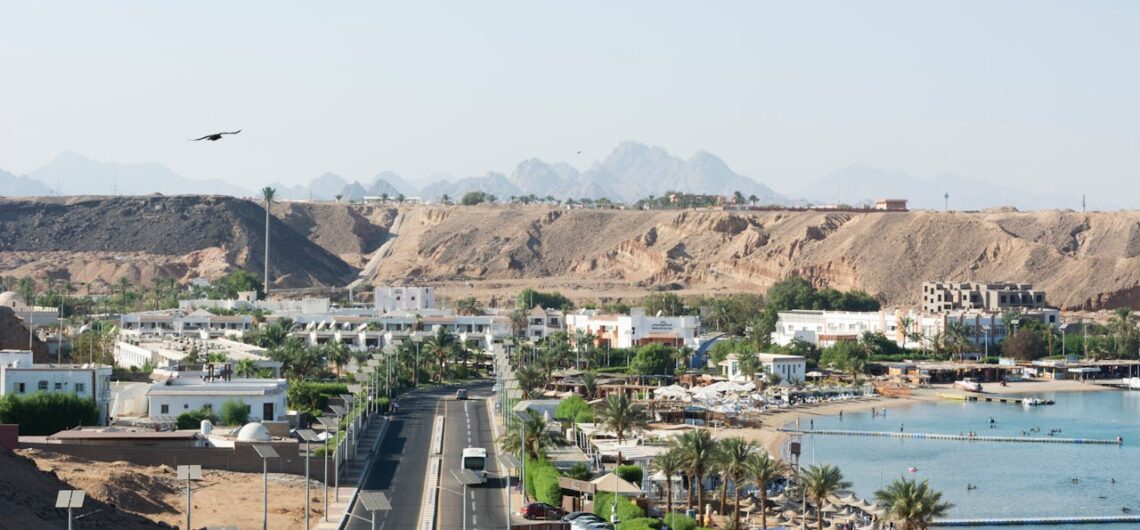 Schöne Ansicht von Sharm El Sheikh Sehenswürdigkeiten, Hotels und Stränden – perfekt für Touristen, die Sharm El Sheikh Sehenswürdigkeiten entdecken möchten.