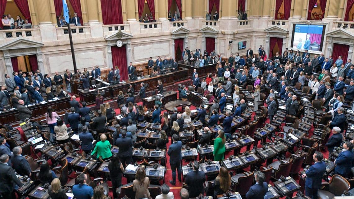 El Gobierno negocia con gobernadores para avanzar con el Presupuesto 2027 y el proyecto sobre Malvinas