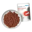 Textura del alimento h&uacute;medo Trovet Plus Renal & Oxalate para perros con pollo fresco, servido en plato
