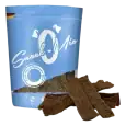 Bolsa de SnackOMio tiras de carne de ternera para perros junto al producto