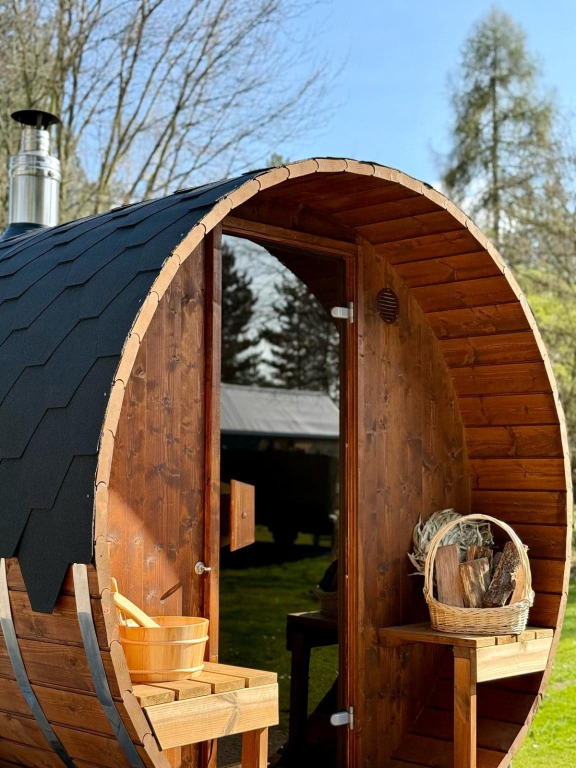 Mobile Sauna Düren – Fasssauna mieten für den Garten oder Event - MobilWellness