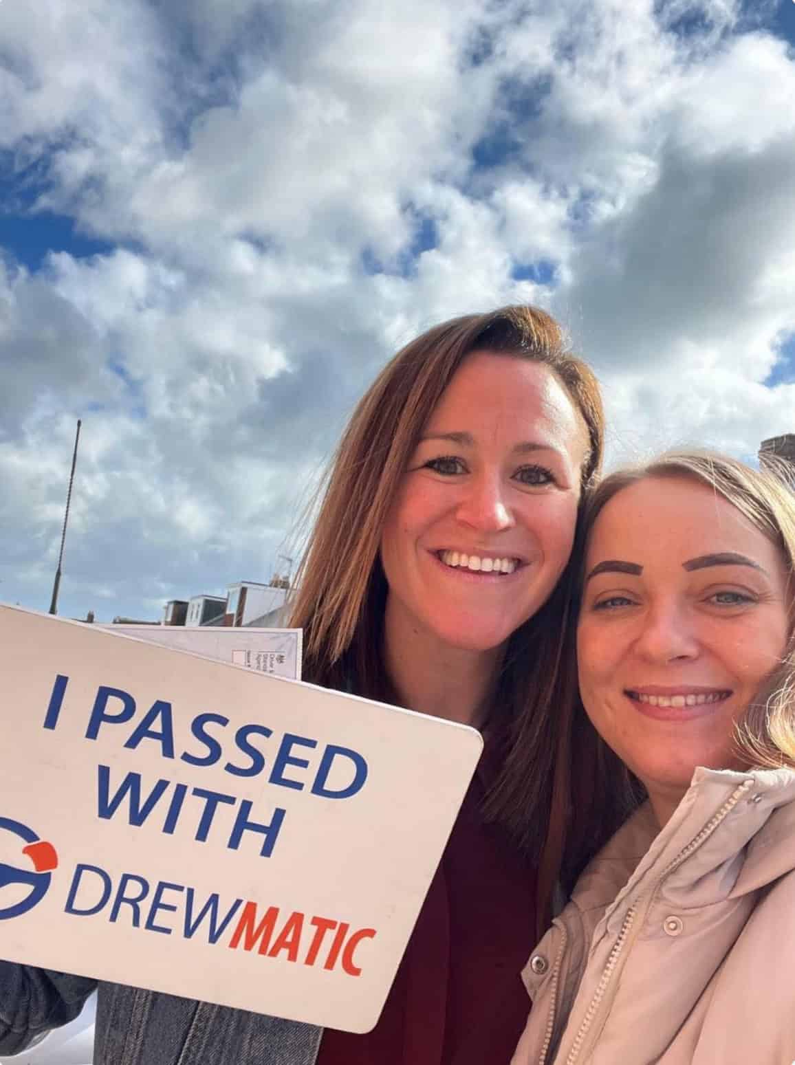 Female Automatic Driving Instructor Female Automatic Driving Instructor