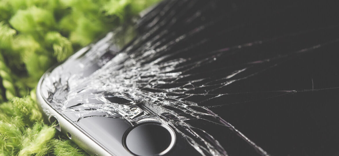 Looking Where To Fix Your iPhone ? iPhone Repair NYC®  Right Place For You ! Broken Screen Fix, Battery Replacement, Back Glass Repair And More...