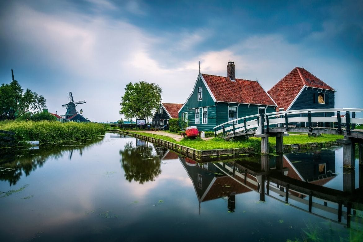 Day trip to the Zaanse Schaans windmills in the Netherlands