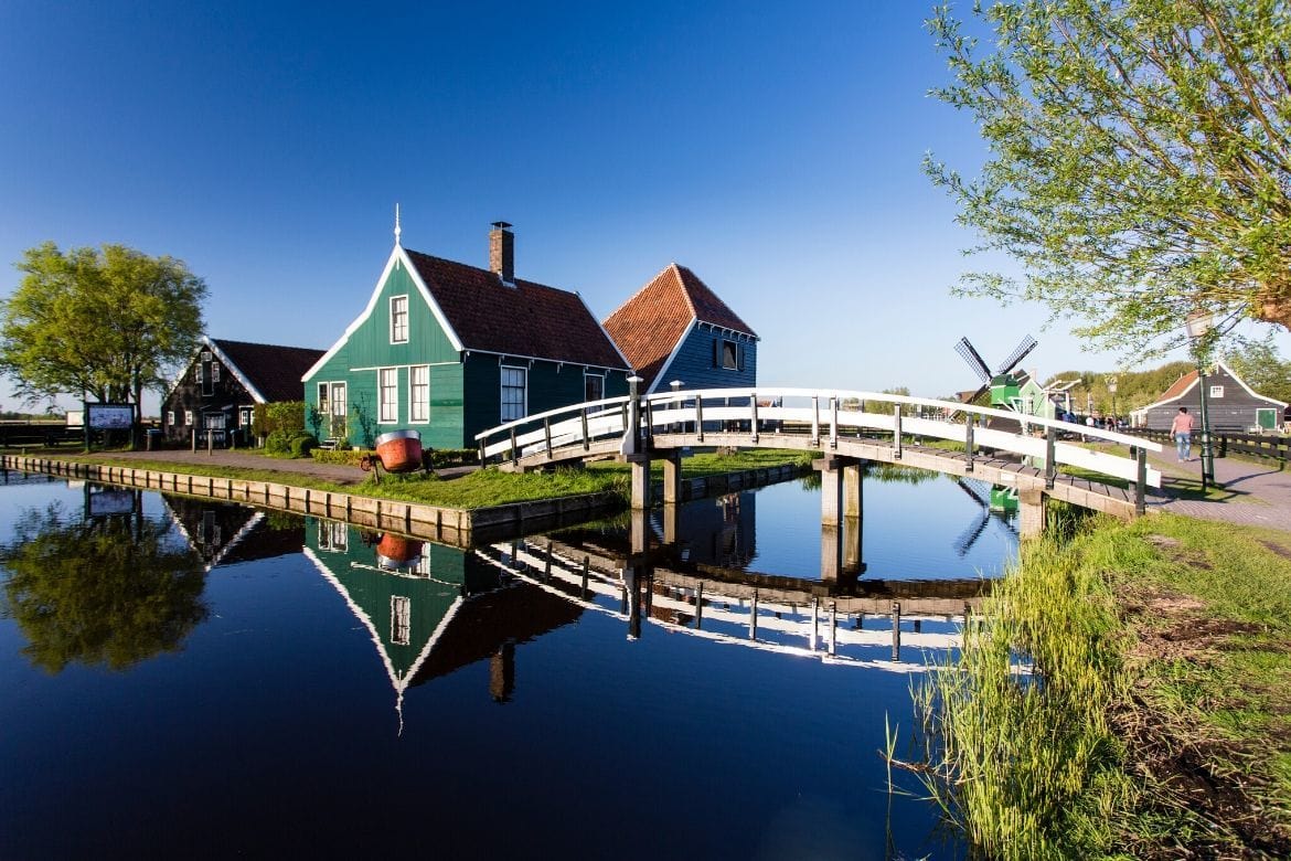 Day trip to the Zaanse Schaans windmills in the Netherlands