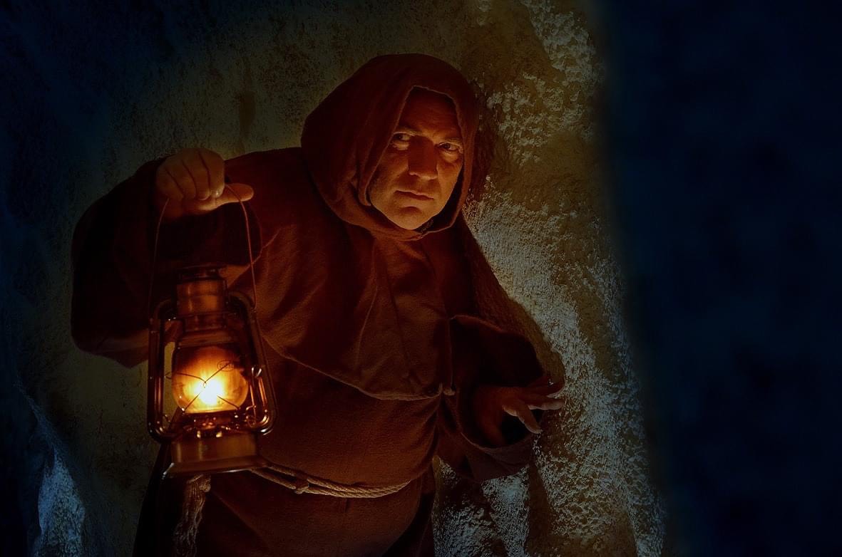 Mehr über den Artikel erfahren BREISACH: „Geister, Spuk und Sommernacht“ – Nächtlicher Ghost-Walk durch die alte Stadt (ohne Anmeldung)