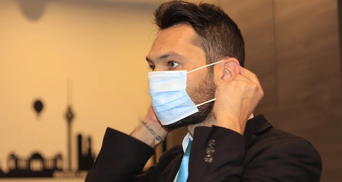 Canadian health experts want stronger protection from airborne transmission of COVID-19