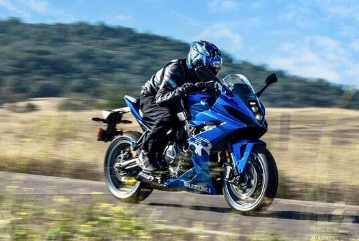 GSX-8R