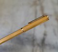 Stylo Plume Dunhill en Or Massif 18 Carats – Finition Grain d'Orge – Plume Or Massif 18 Carats – vue 2