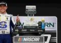 Ty Gibbs contiene a Christopher Bell para un dramático triunfo en Iowa