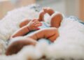 à 54 ans elle donne naissance à un bébé