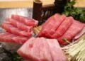 Gastronomie - un thon record de 2,40 m