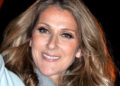 Céline Dion chante avec ses fans