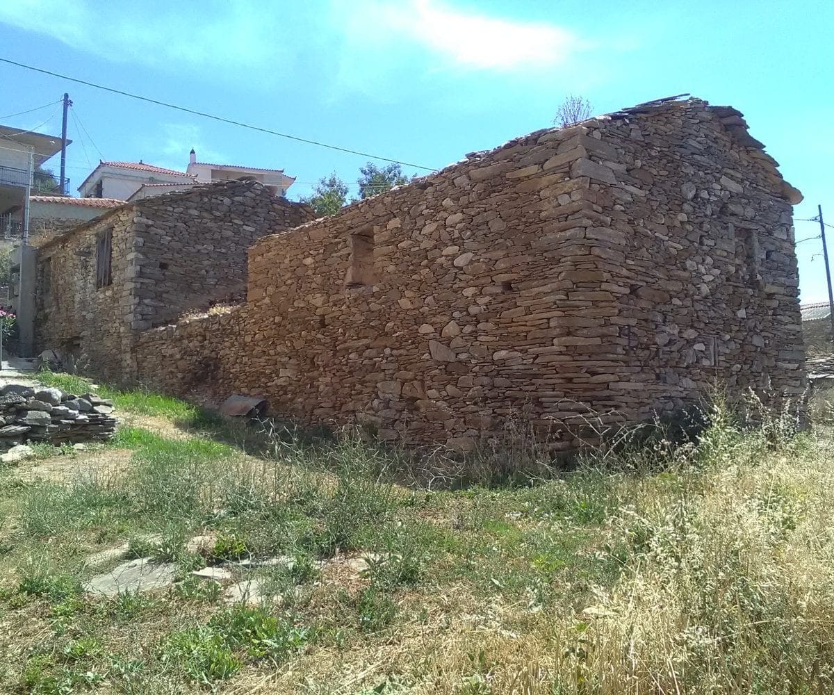Evia Koskina land and derelict outbuildings