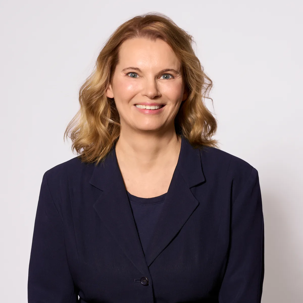 Dr. med. Stephanie Gründemann – HNO-Fachärztin RKM740 Düsseldorf Dr. med. Stephanie Gründemann – Fachärztin für HNO im RKM740 Düsseldorf. Spezialisiert auf Nasenchirurgie, Schnarchtherapie und Botulinumtoxin-Behandlung.
