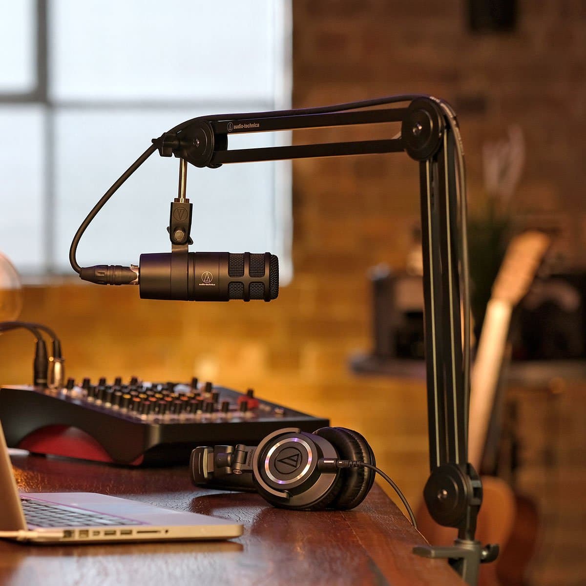 Audio-Technica AT8700